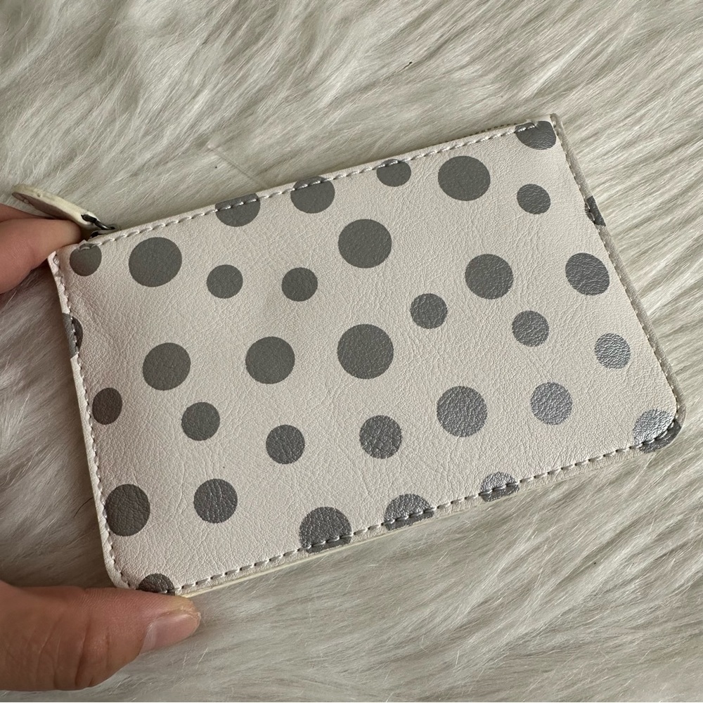 NWT Ann Taylor Loft Silver Polka Dots Coin Purse Wallet - Picture 2 of 9